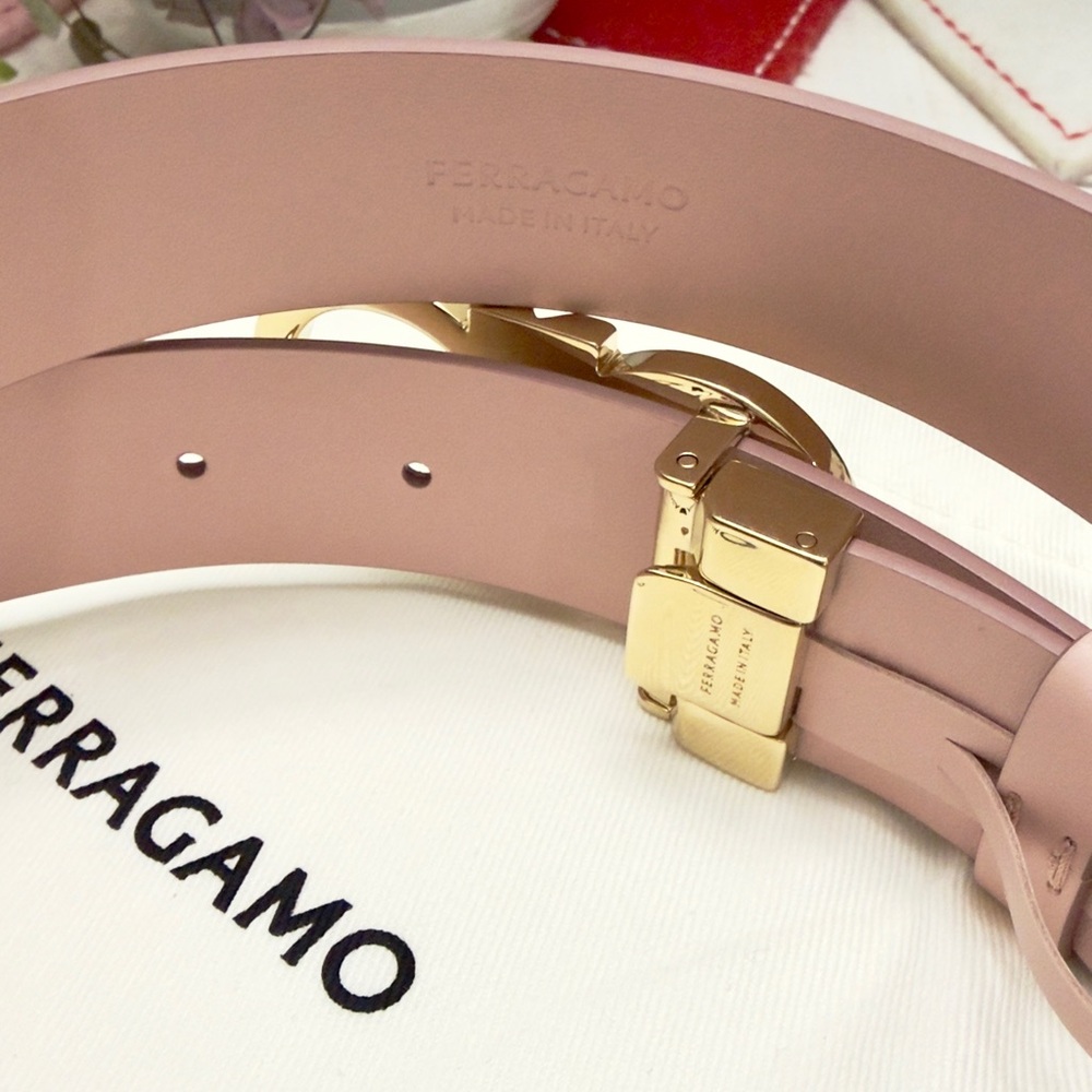 Ferragamo Pink Leather Belt Gold Buckle - Cut To Fit size 75-110cm - Picture 5 of 9